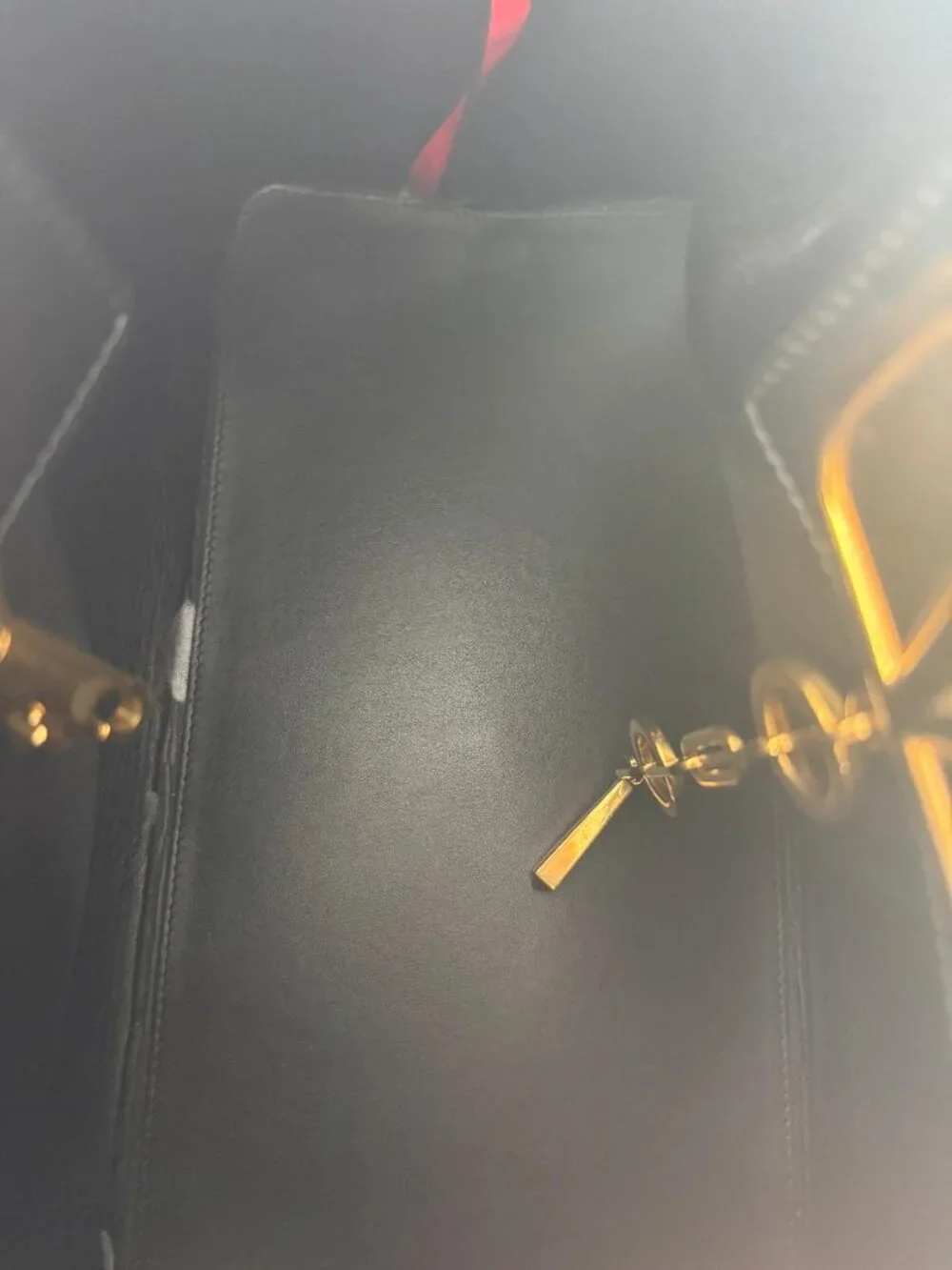 NWOT Valentino Garavani Medium VLOGO Escape Tote - Cognac Leather